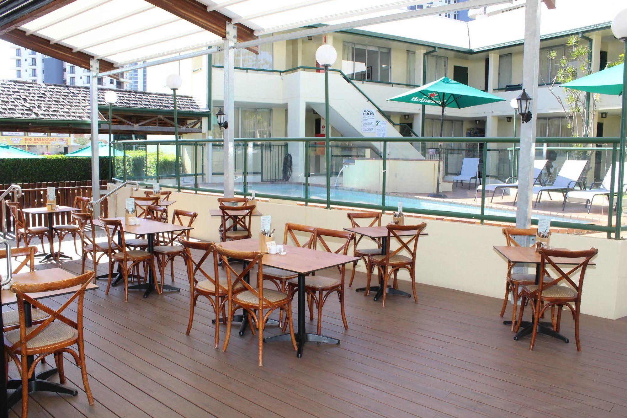 Darcy Arms Hotel Motel Gold Coast Exterior foto